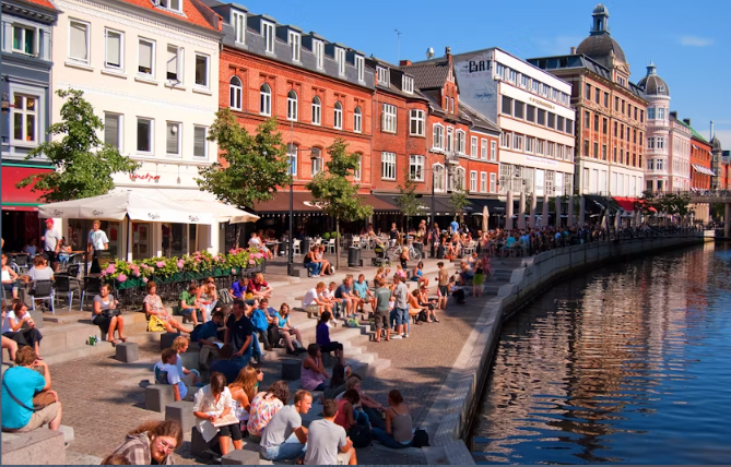 Introductory walking tour of Aarhus with a local - Image 3